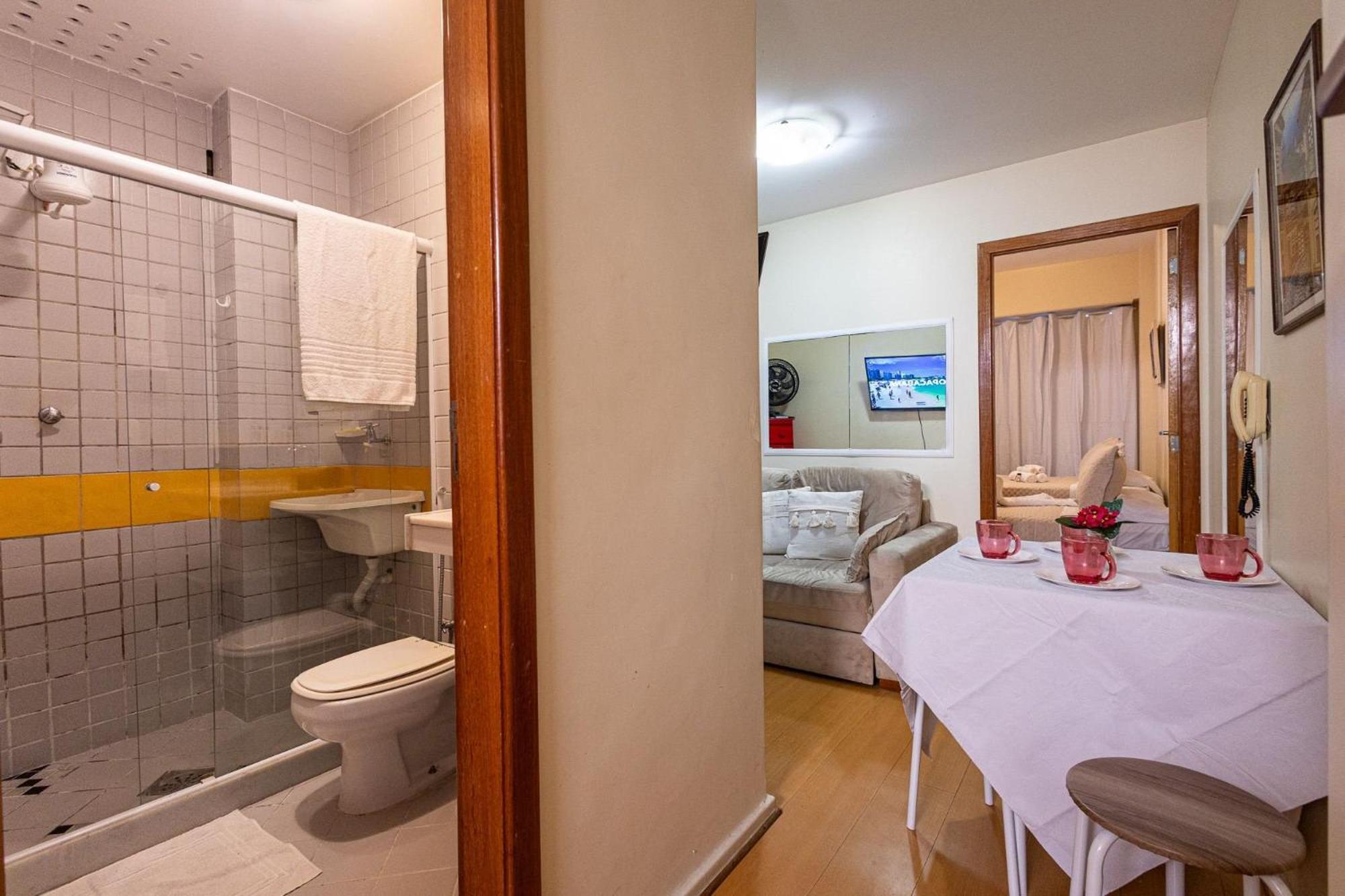Apartamento Copacabana 200M Da Praia - Wifi Gratis - Cp5 Rio de Janeiro Ngoại thất bức ảnh