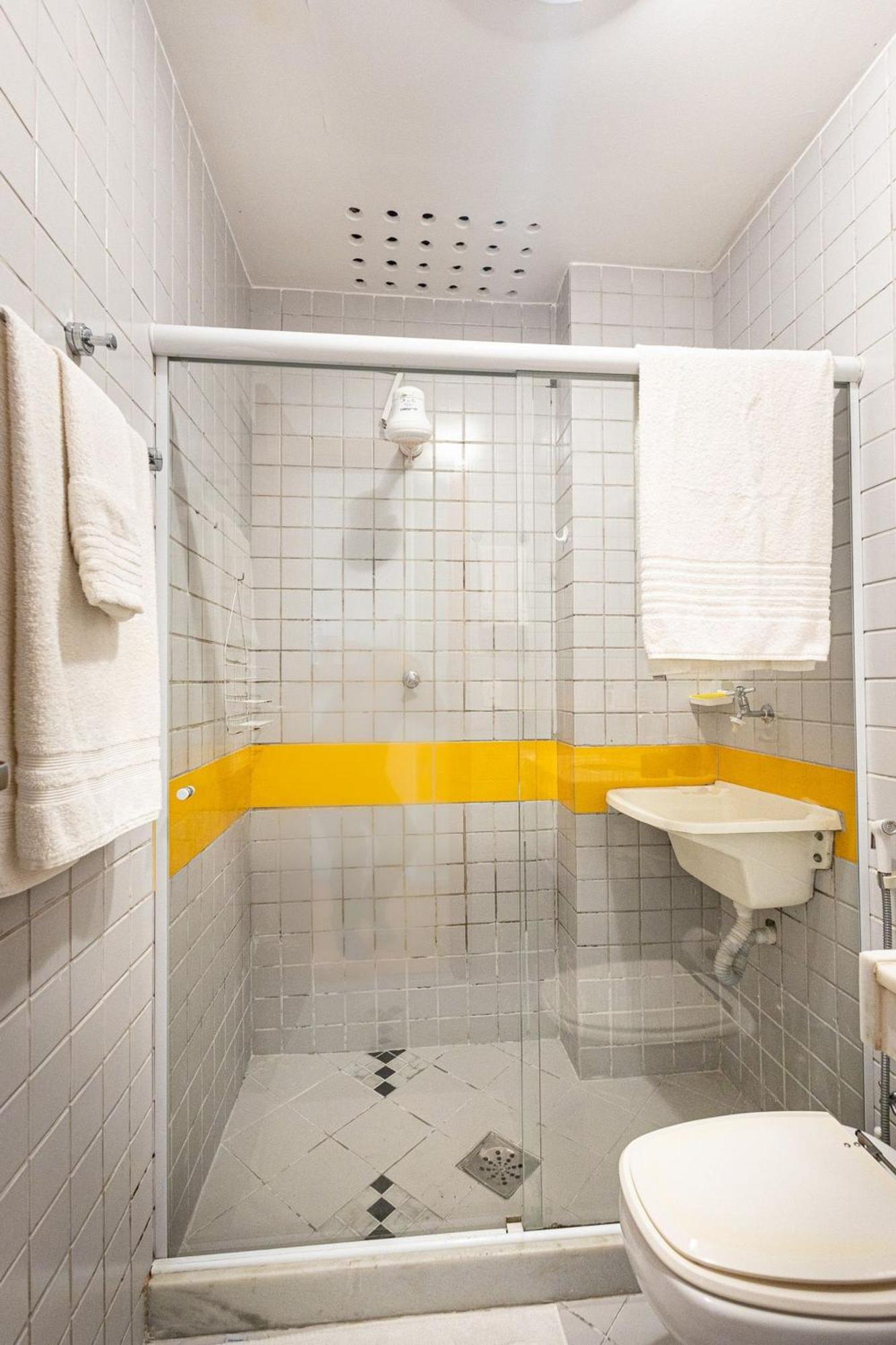 Apartamento Copacabana 200M Da Praia - Wifi Gratis - Cp5 Rio de Janeiro Ngoại thất bức ảnh