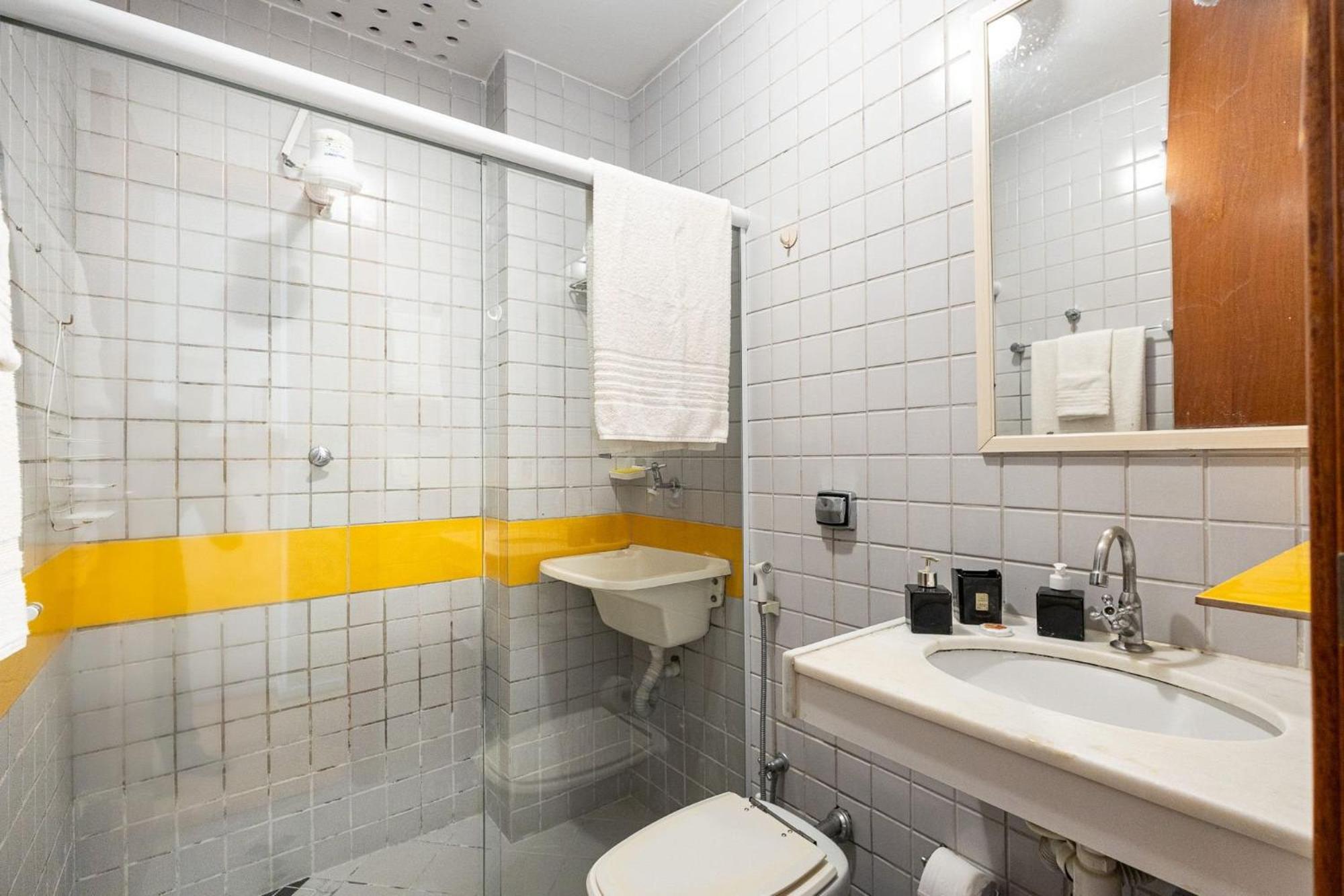 Apartamento Copacabana 200M Da Praia - Wifi Gratis - Cp5 Rio de Janeiro Ngoại thất bức ảnh