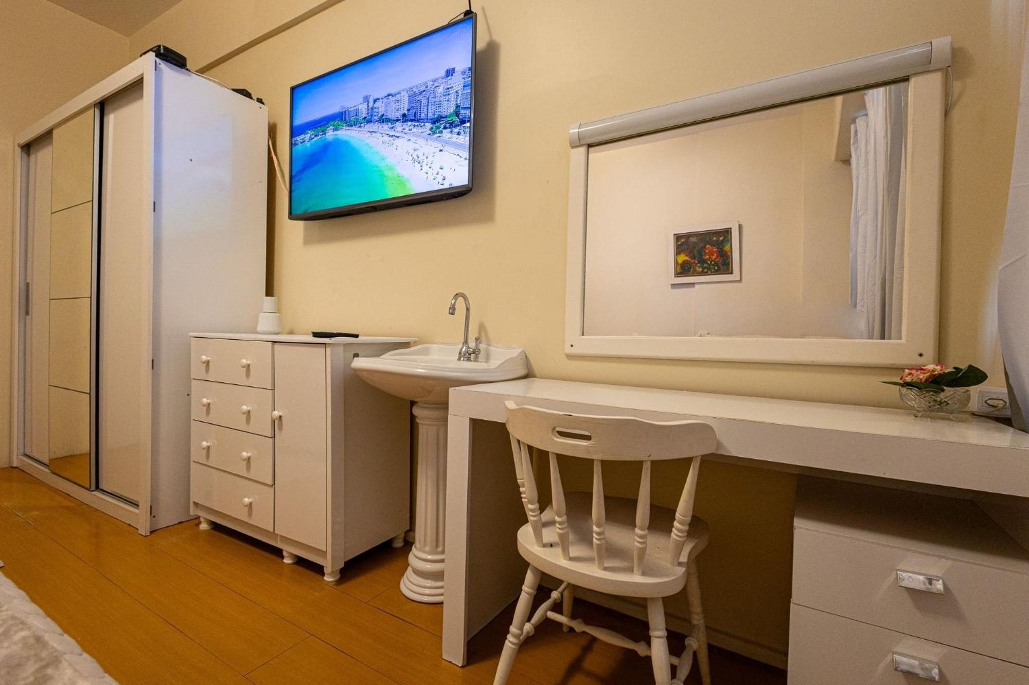 Apartamento Copacabana 200M Da Praia - Wifi Gratis - Cp5 Rio de Janeiro Ngoại thất bức ảnh